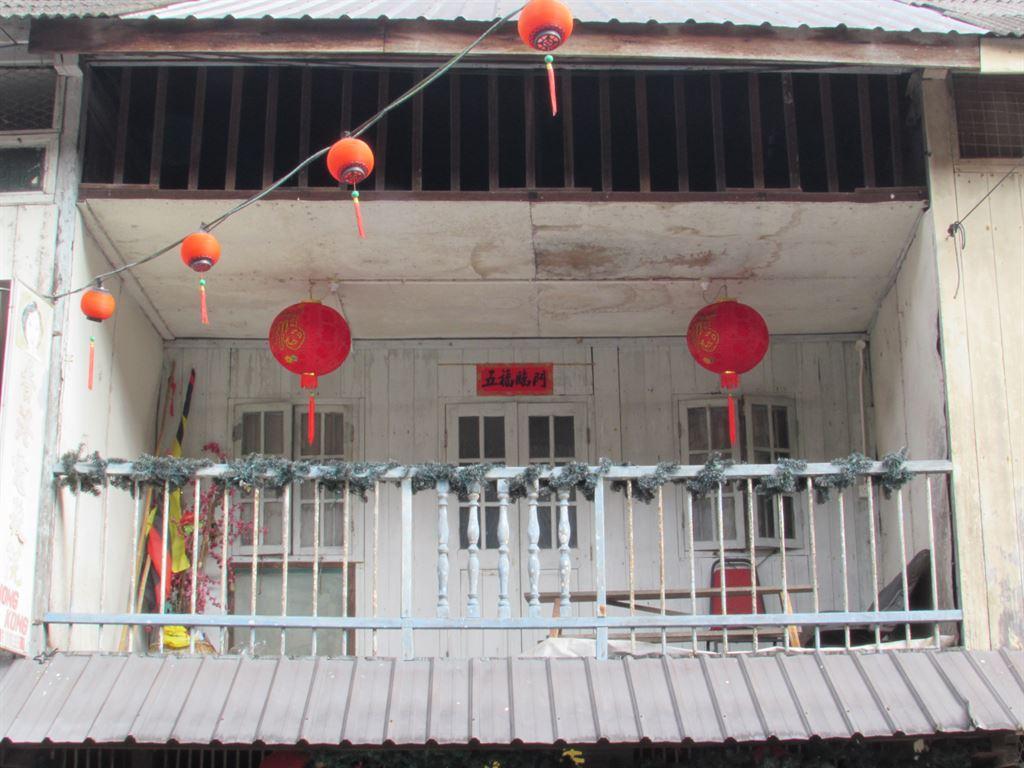 balcony1