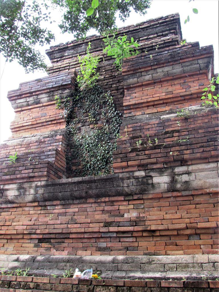 ruinedchedi