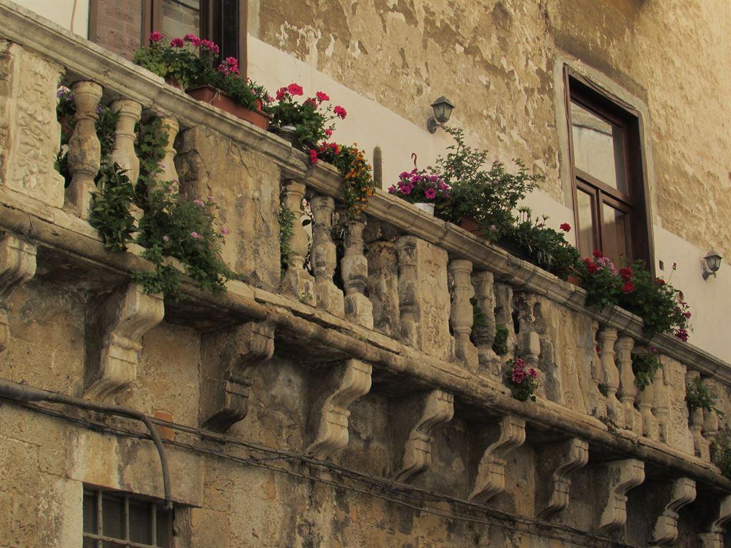 balustrade