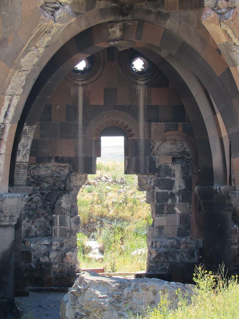 apostlesdoorway