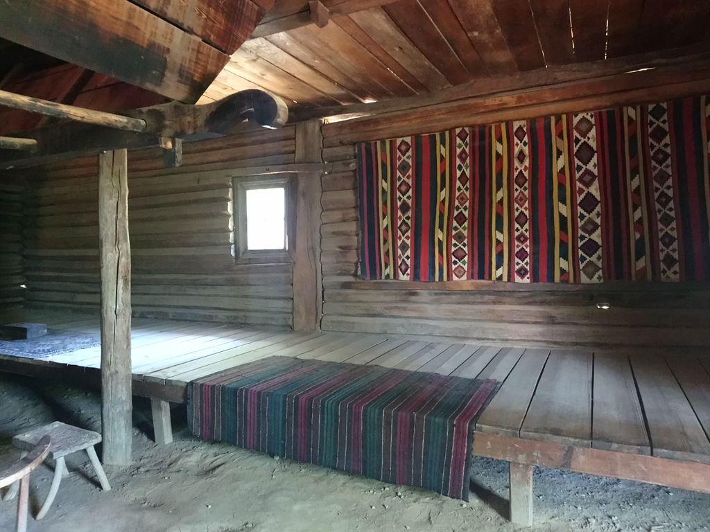 room1