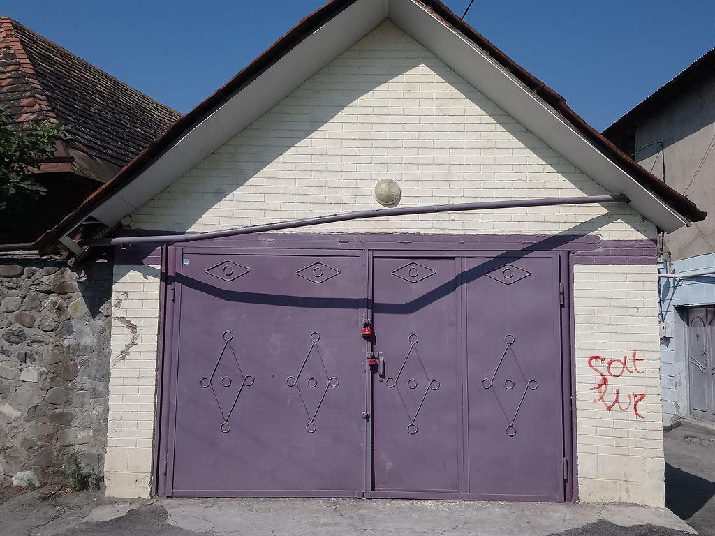 doors