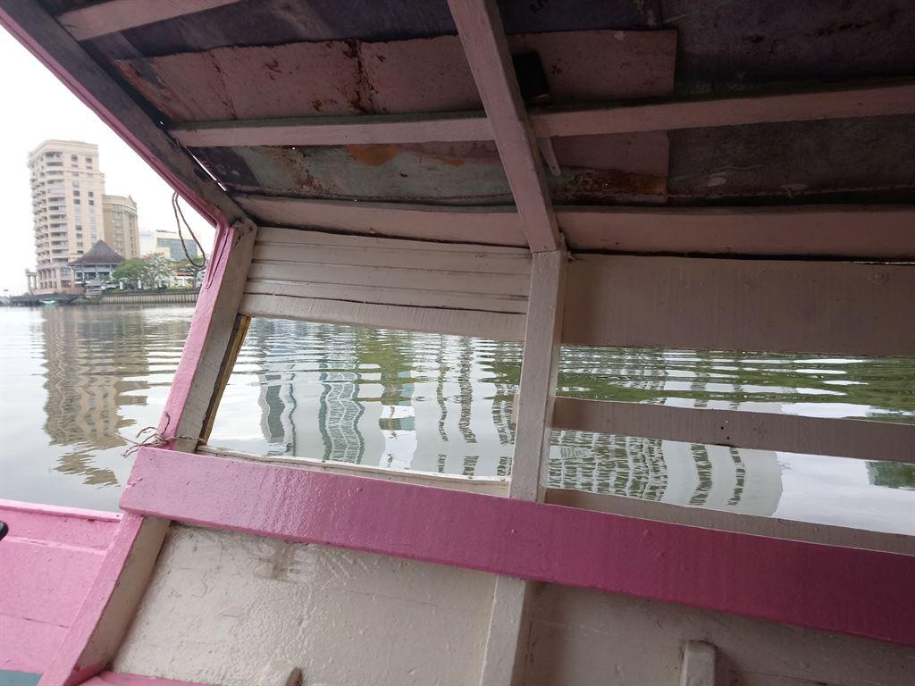 pinkboat