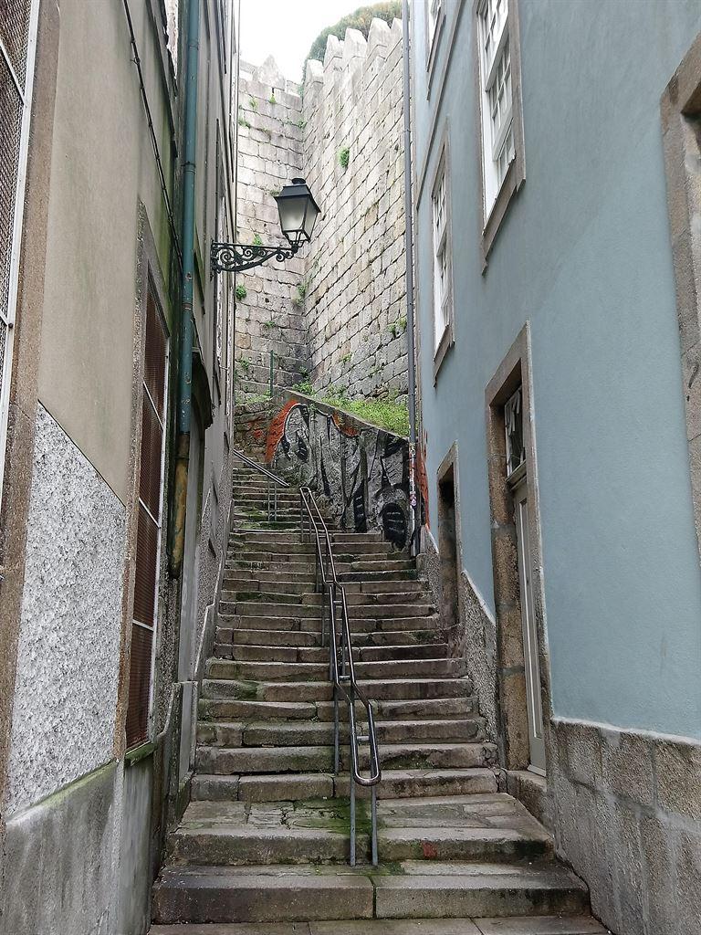 steps