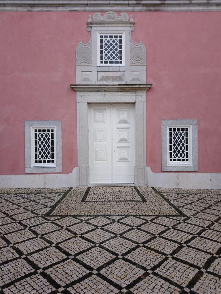 pink