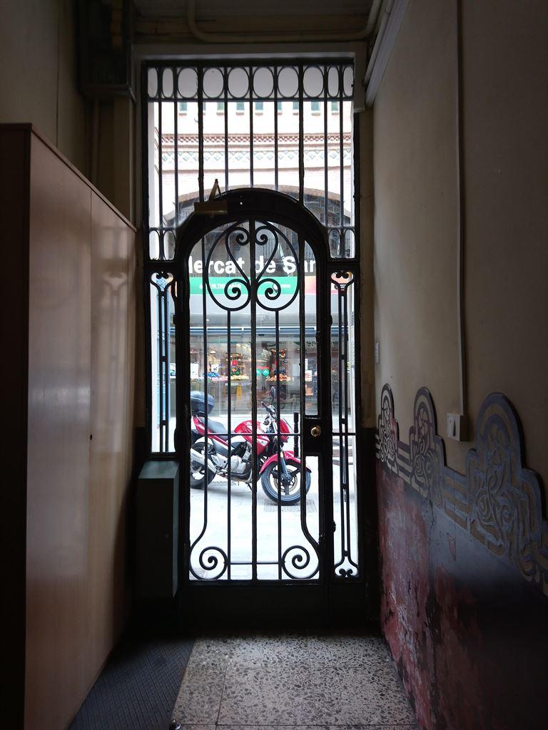 gate