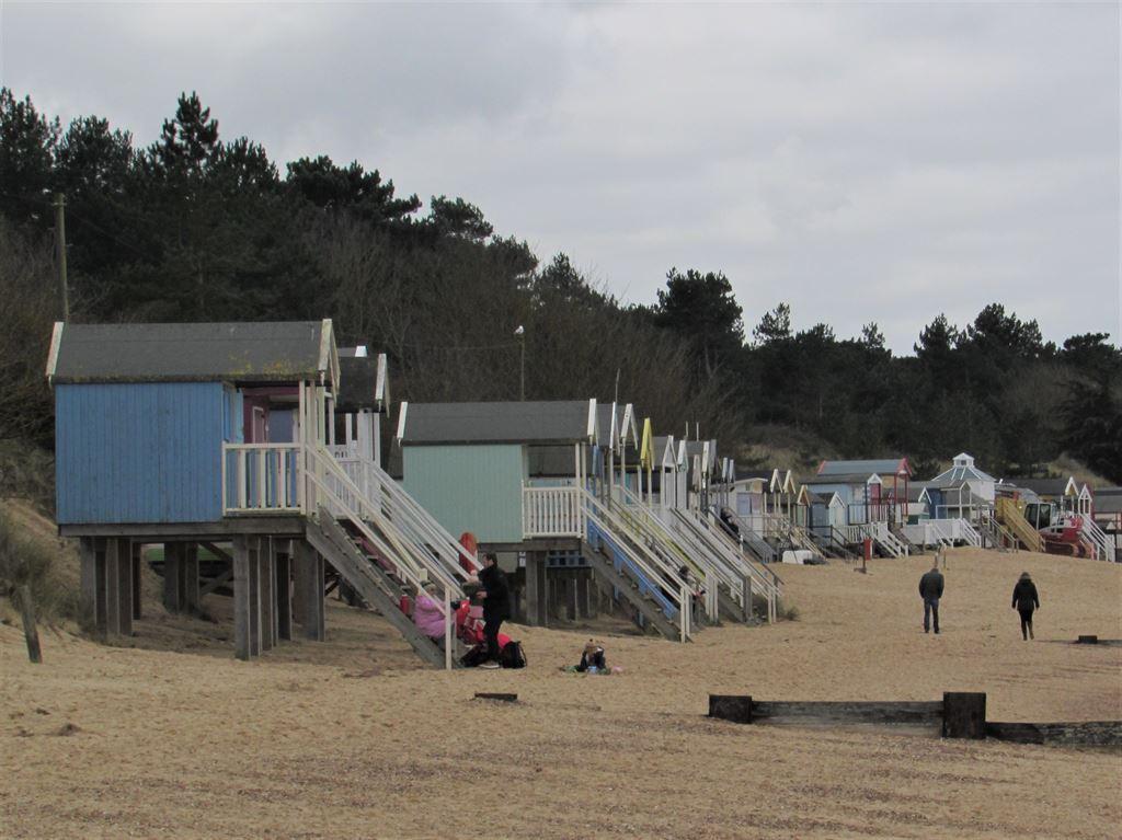 huts1