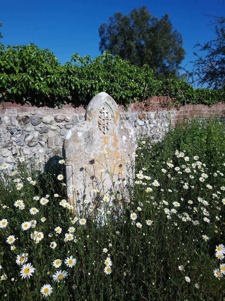 gravestone