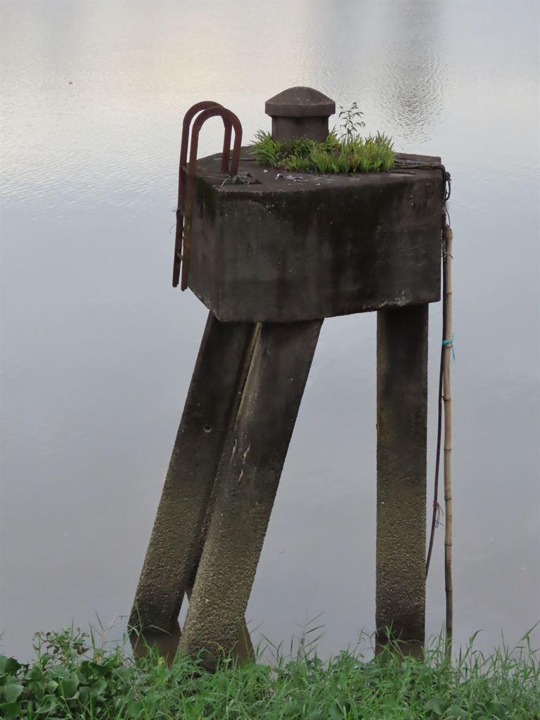 mooringpost