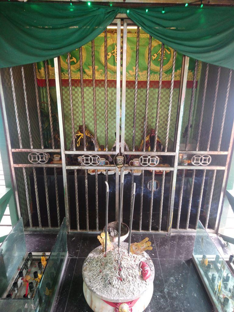 greenshrine1