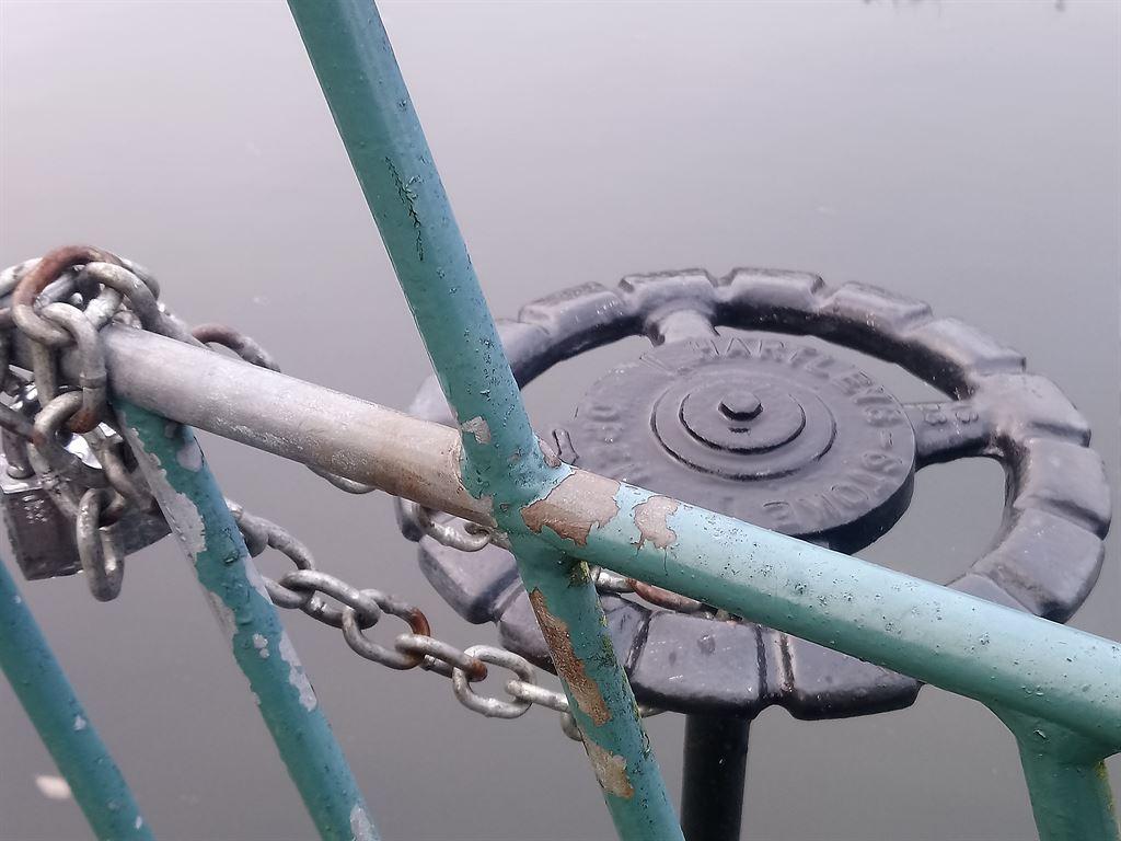 sluice