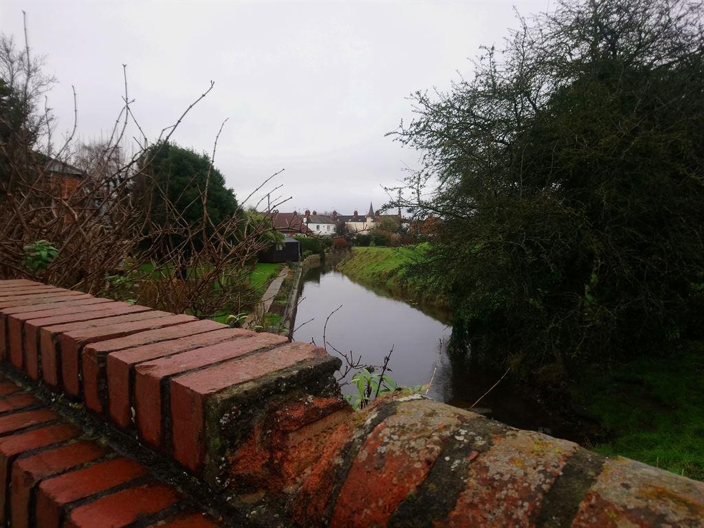 water&wall