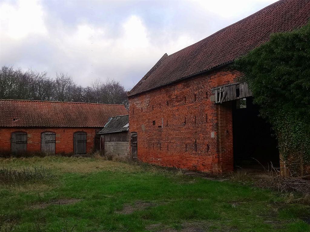 barns