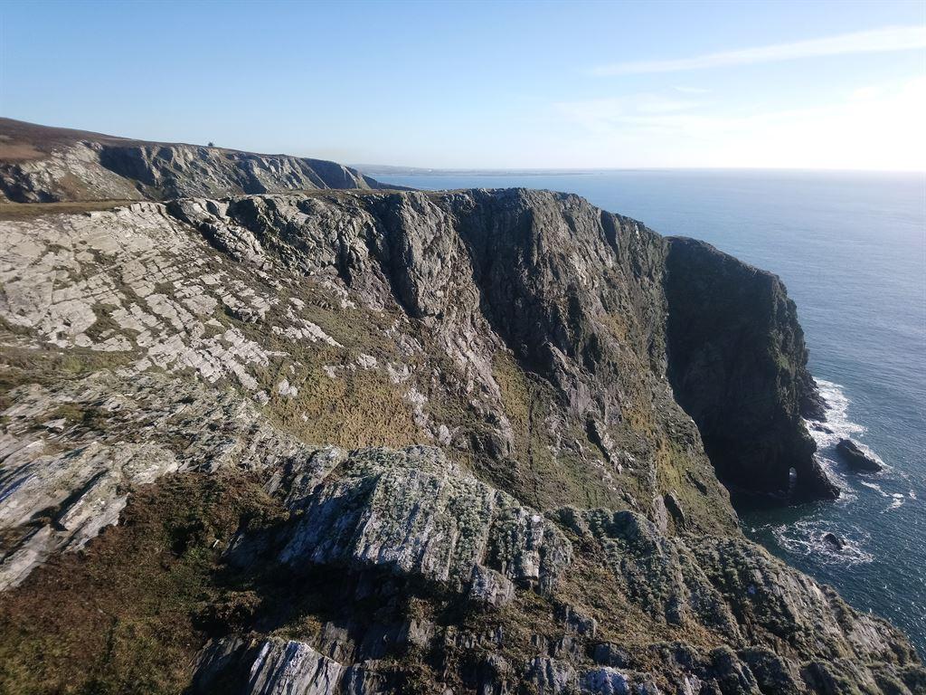 cliff4