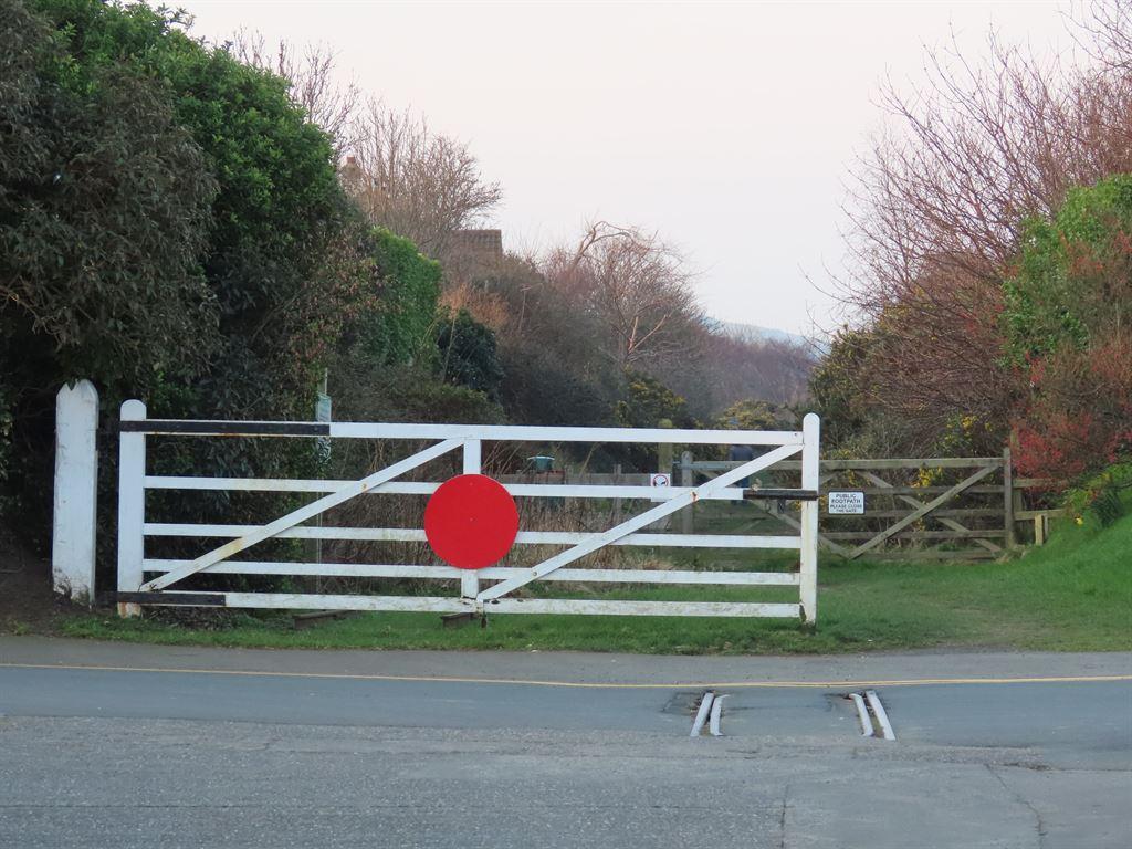 gate