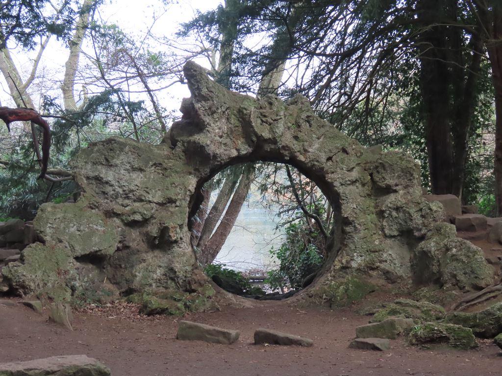hole