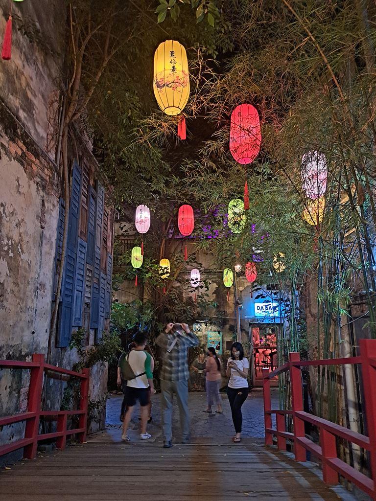 lanterns