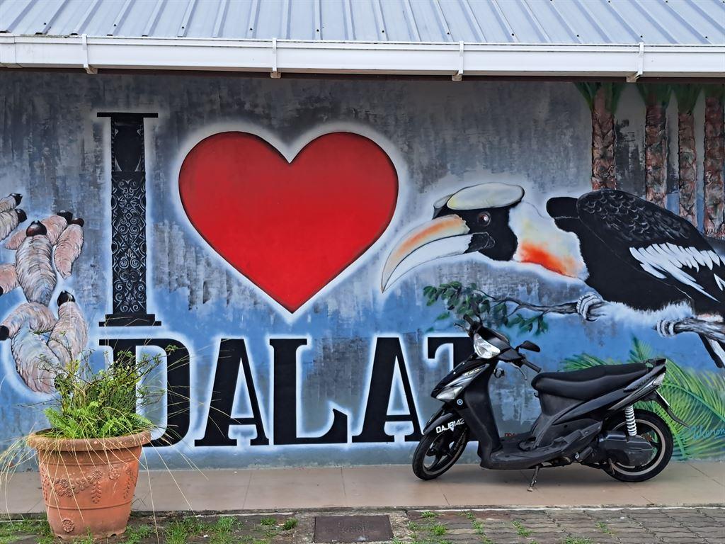 lovedalat
