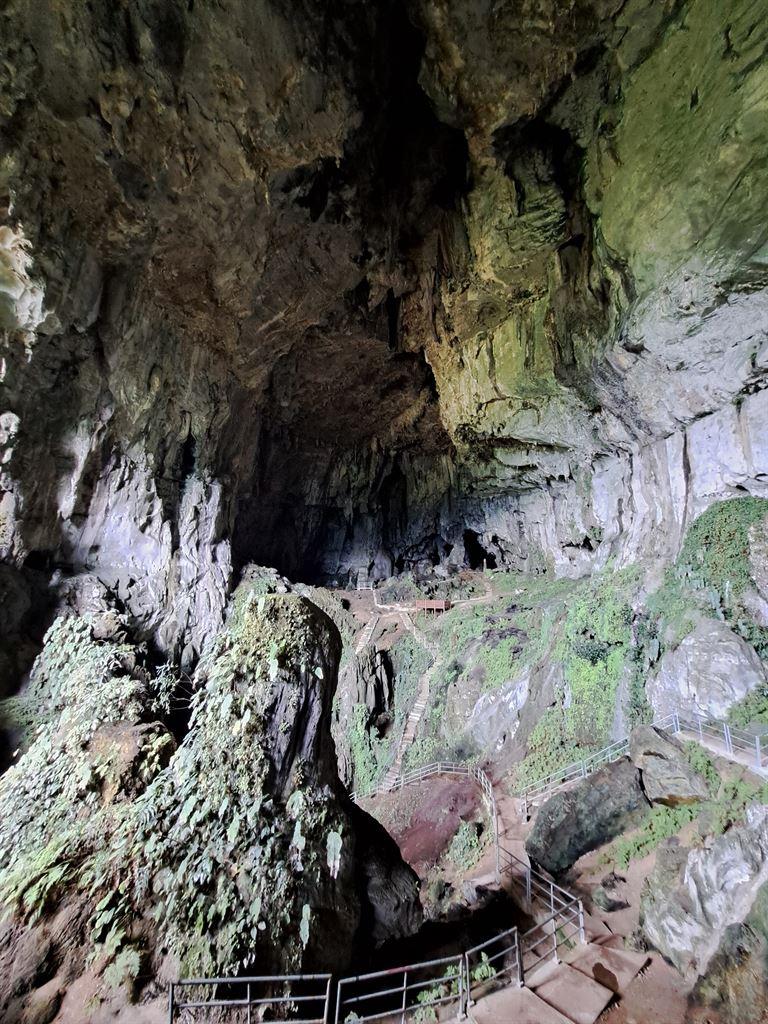 cavern