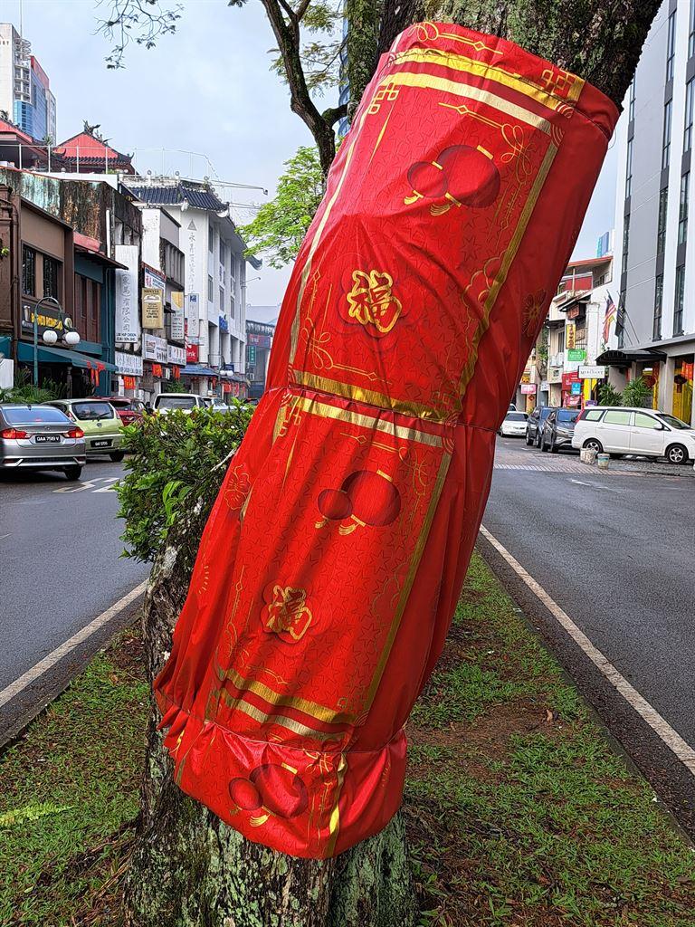 decorations