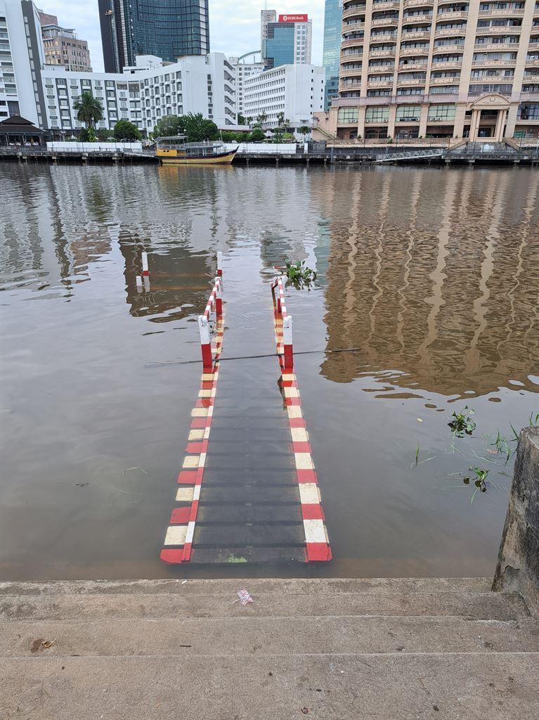 sunkenjetty