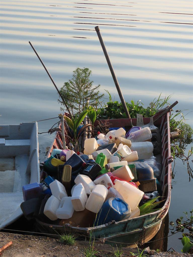 boatrubbish
