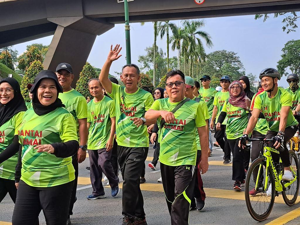 greenshirts