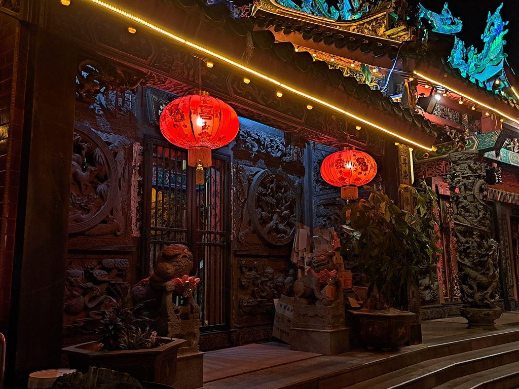 lanterns