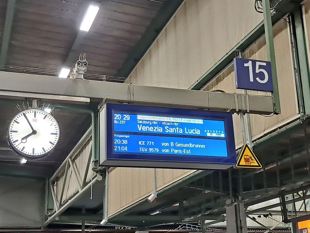 platform