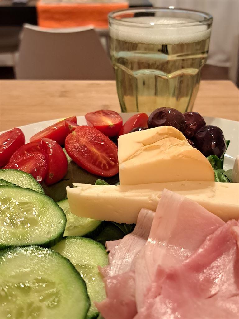 deli