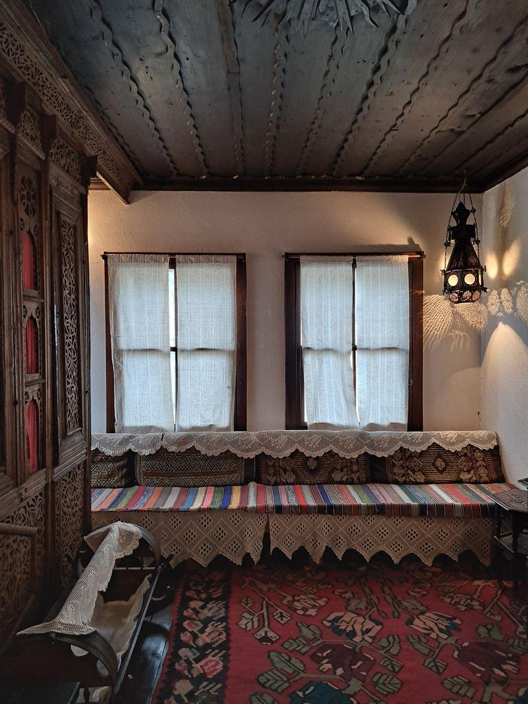 room2