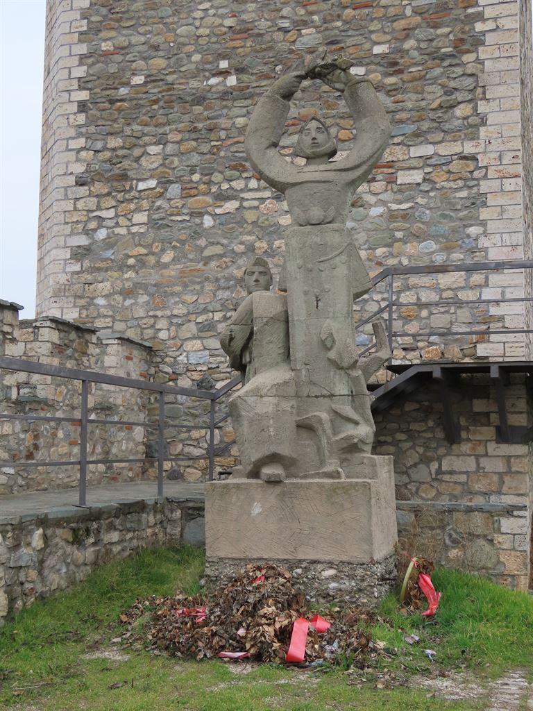 castlestatue