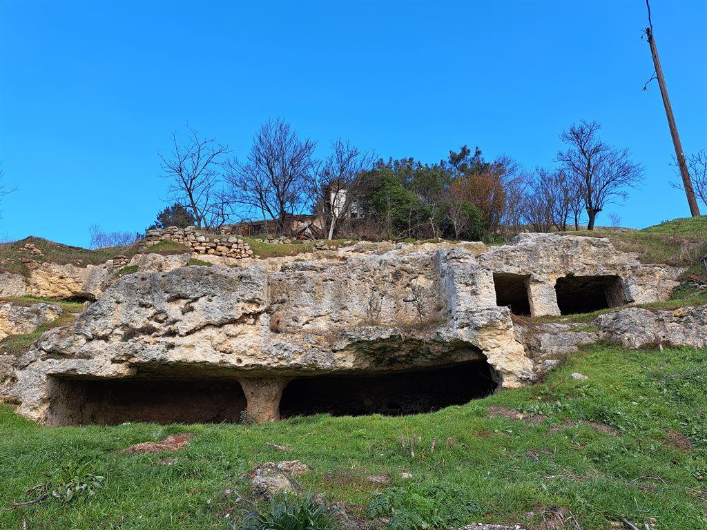 caves1