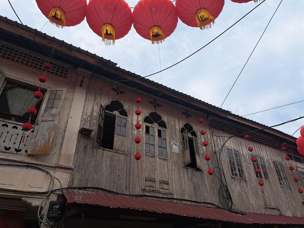 lanterns