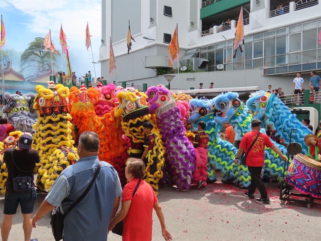 parade4