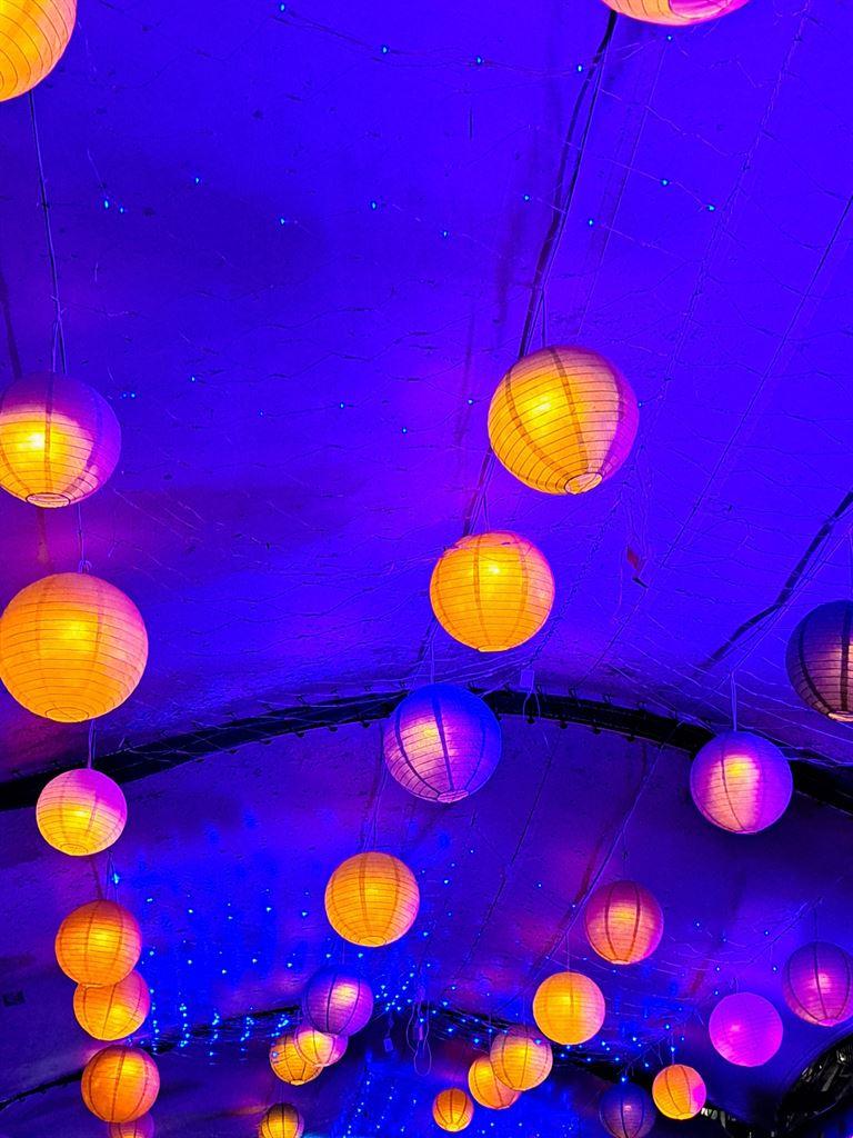 lanterns2