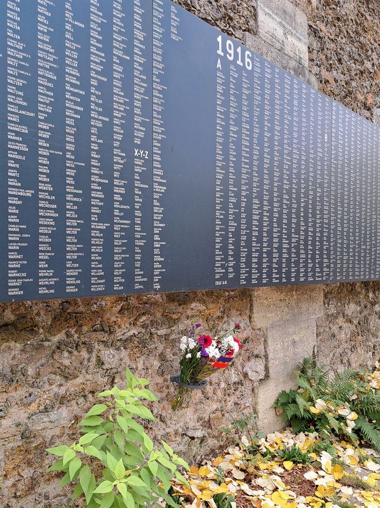 memorial2