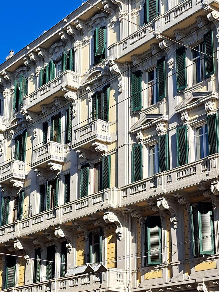 balconies