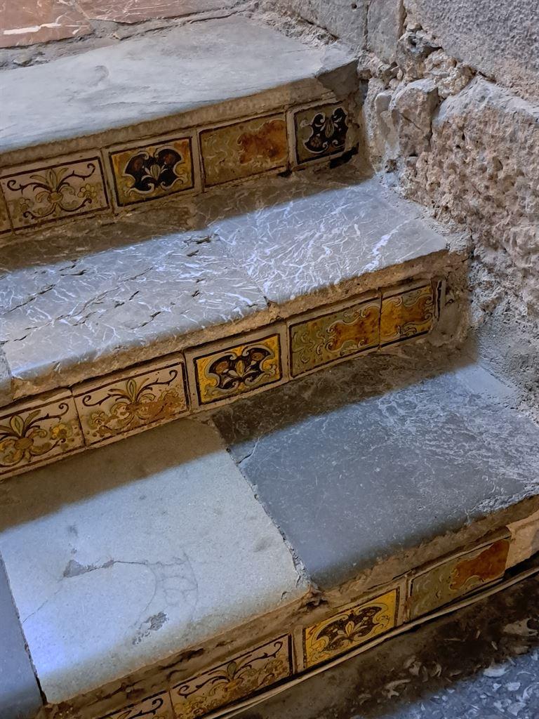 steps