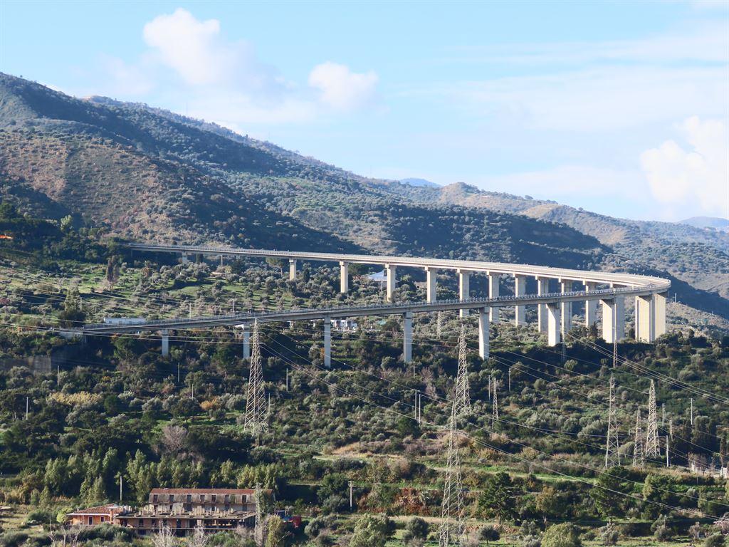 viaduct