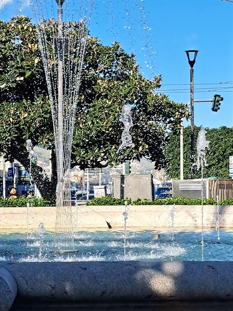 fountain2