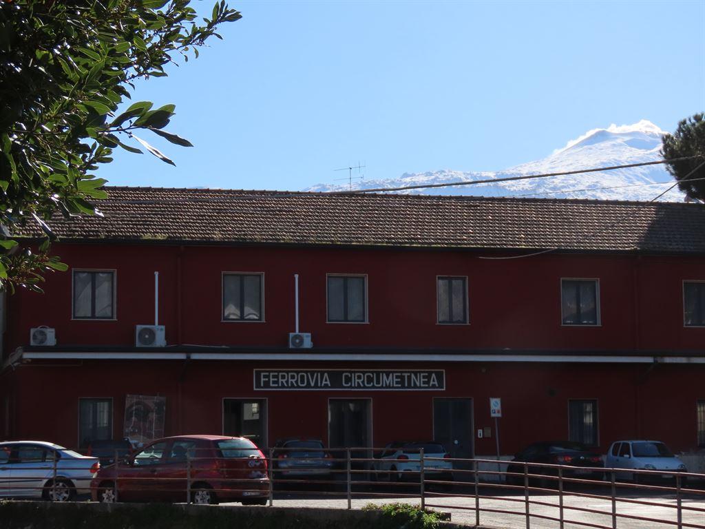 station&etna