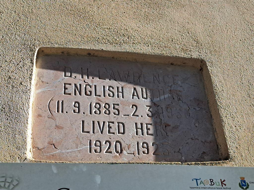 plaque