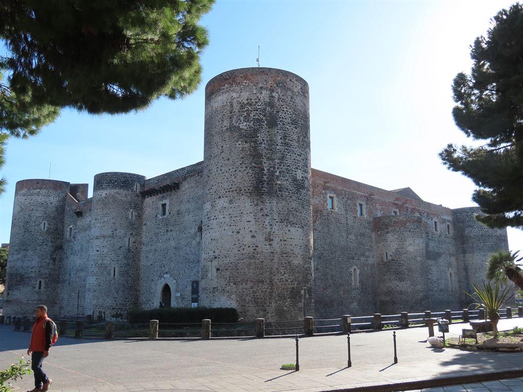 ursino1