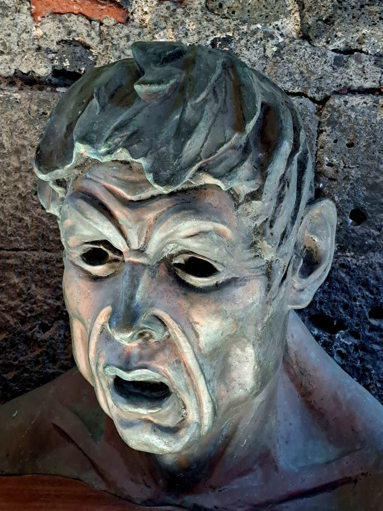 head1