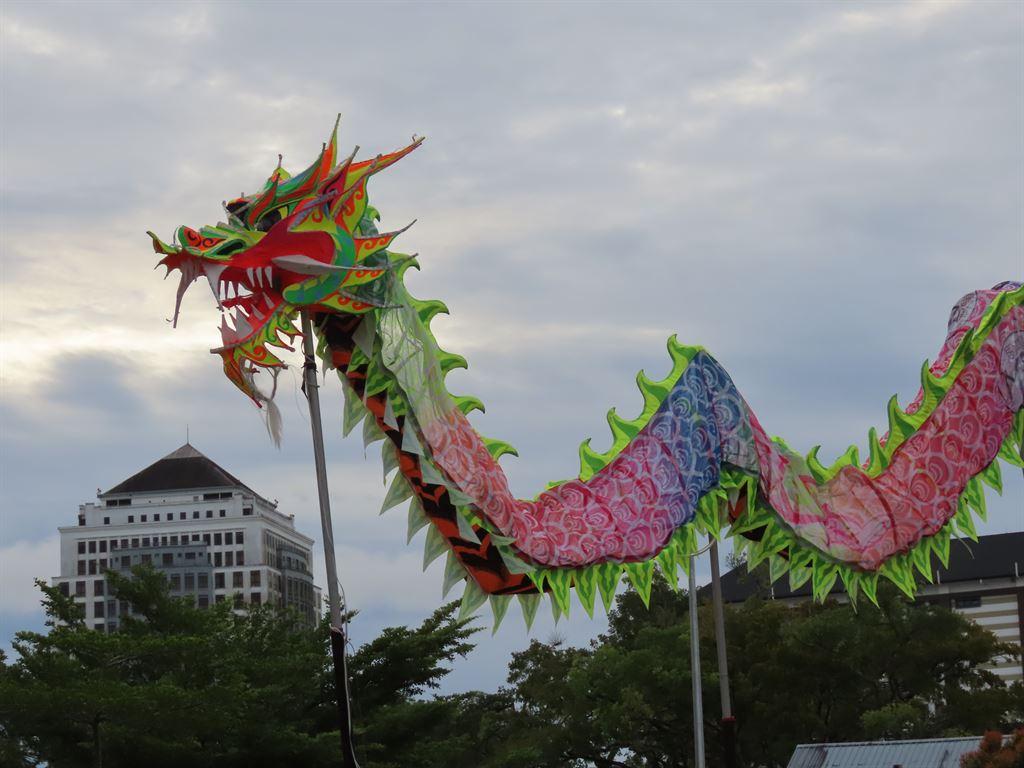 floatingdragon