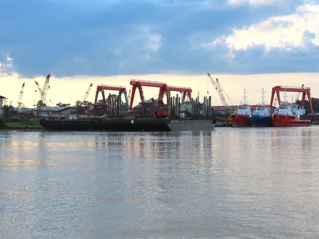 shipbuild1