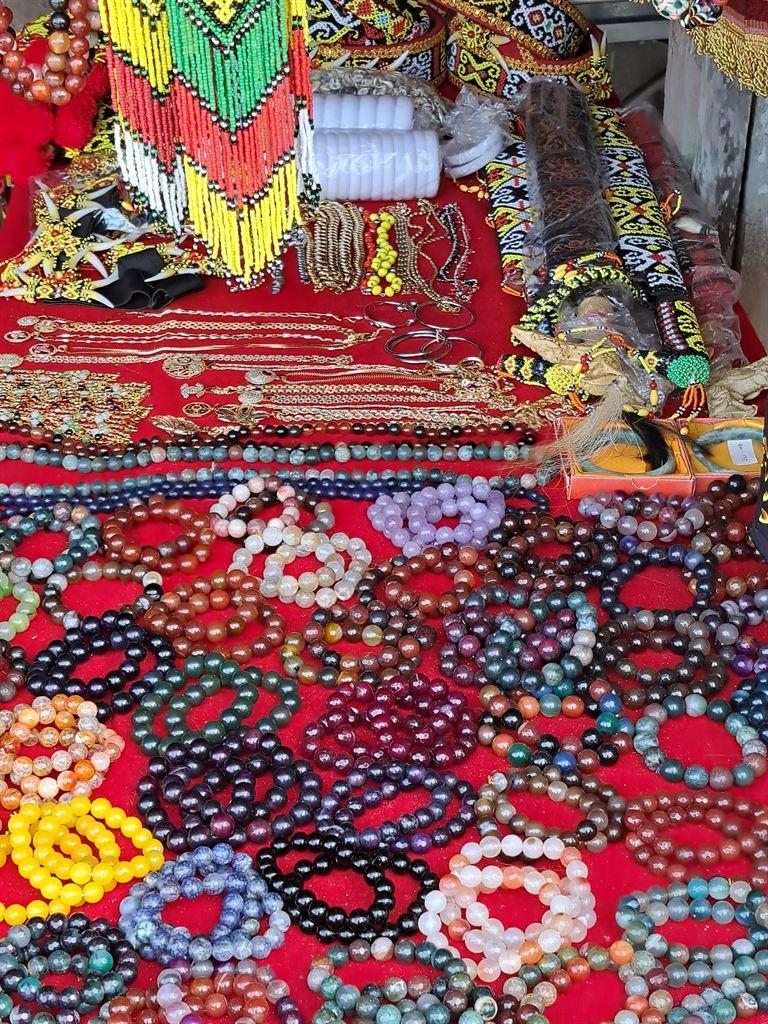 beads