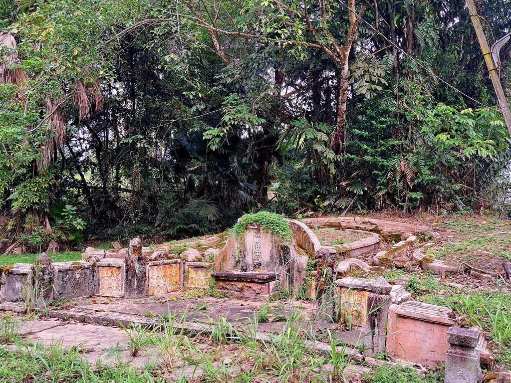 graves2
