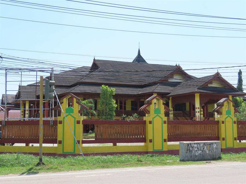 malayhouse1
